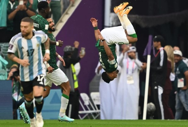 沙特阿拉伯2-1击败阿根廷